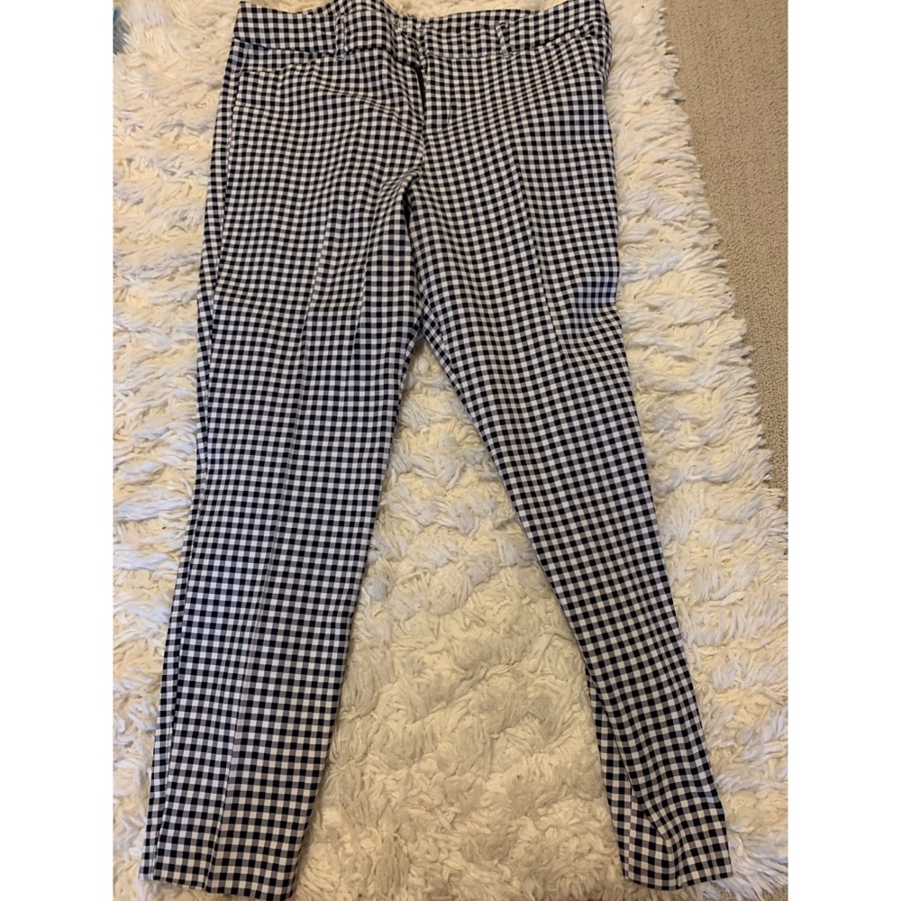 Old Navy Pixie Pant